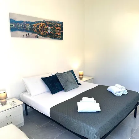 Garden House - Near Bus Stop To Beaches & Airport