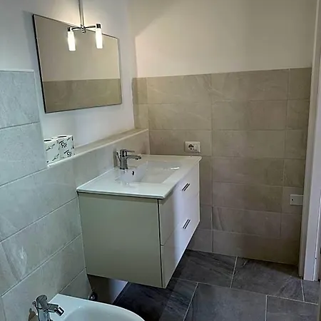 Garden House - Near Bus Stop To Beaches & Airport Panzió Olbia